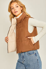 Load image into Gallery viewer, Woven Solid Reversible Puffer Vest (DS)
