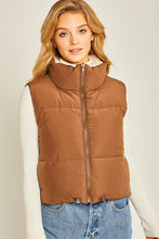 Load image into Gallery viewer, Woven Solid Reversible Puffer Vest (DS)
