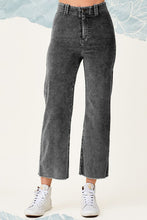 Load image into Gallery viewer, The Gina Corduroy Pants (DS)
