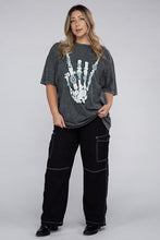 Load image into Gallery viewer, Curvy - Skeleton Rock Hand Sign Graphic Top (DS)
