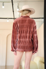 Load image into Gallery viewer, The Fergi Button Up Top (DS)
