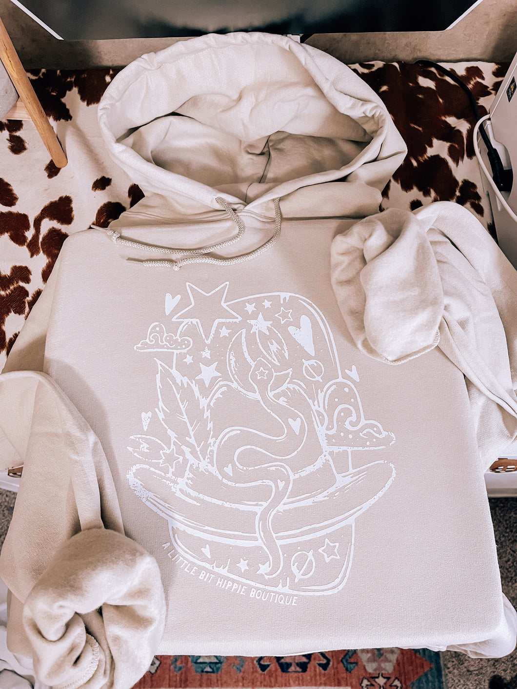 White logo outline - sand hoodie