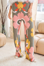 Load image into Gallery viewer, Flower Power Wide Pants (DS)
