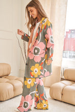 Load image into Gallery viewer, Flower Power Wide Pants (DS)
