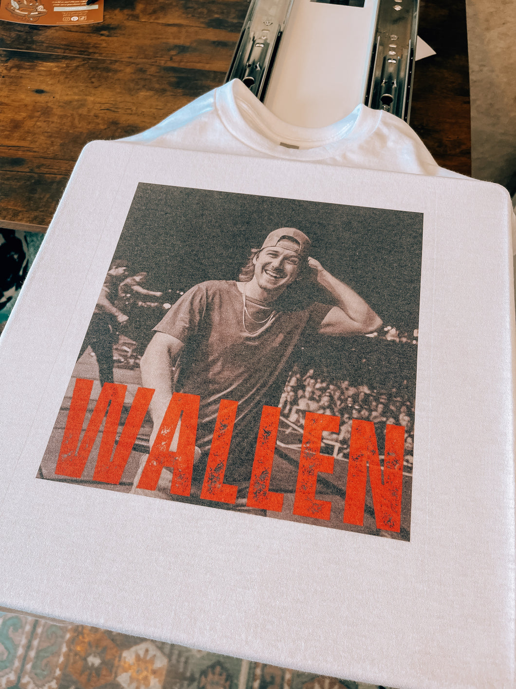 Wallen Tee