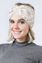 Load image into Gallery viewer, Geometrical Design Knitted Headband
